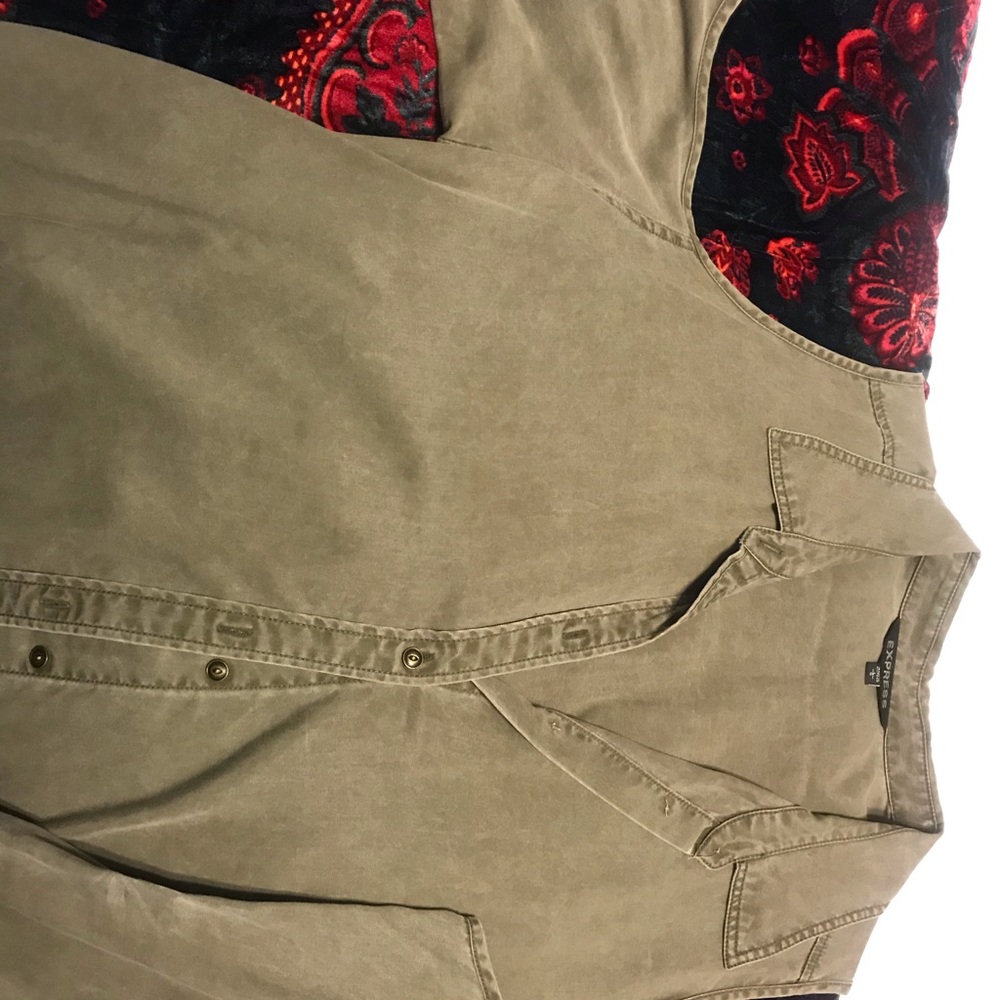 express cold shoulder button down